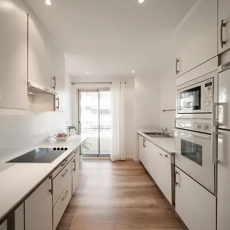 Ref 1933 - - For Rent 아파트 *